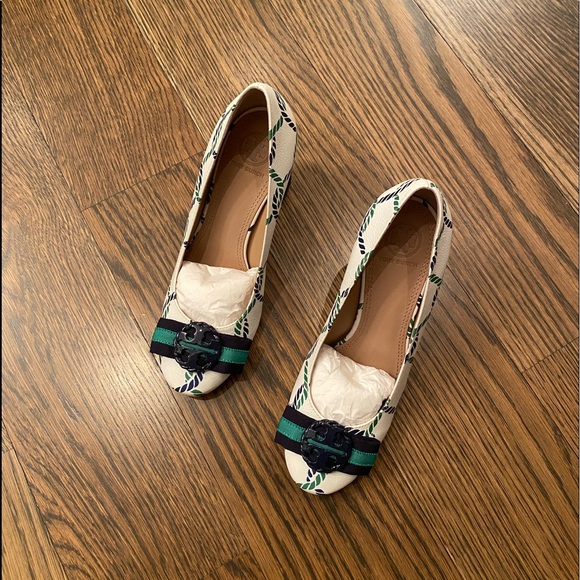 Brand New Tory Burch Heels - Picture 3 of 5
